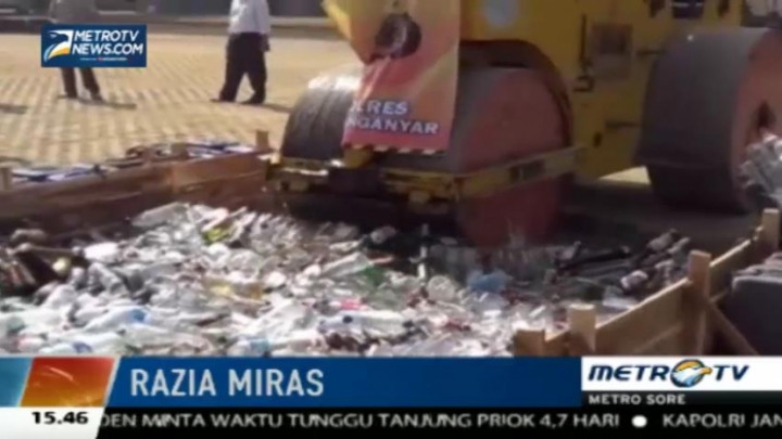 Jelang Ramadan, Ribuan Liter Miras di Karanganyar Dimusnahkan