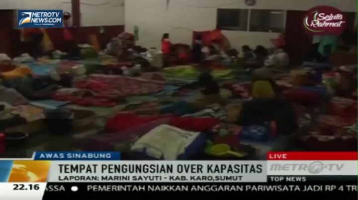 Posko Pengungsian Sinabung Kelebihan Kapasitas