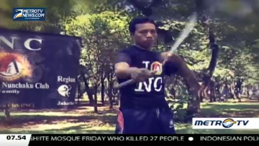 Secrets to be Almost Like Bruce Lee with The Nunchaku Community 