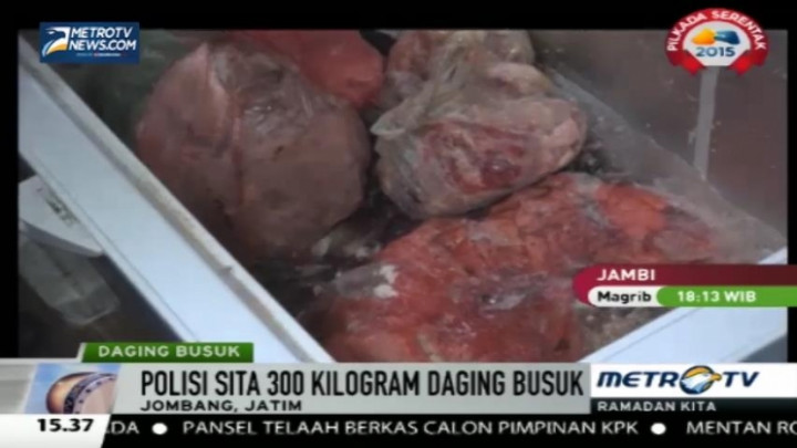 300 Kg Daging Busuk di Pasar Jombang Disita Petugas 