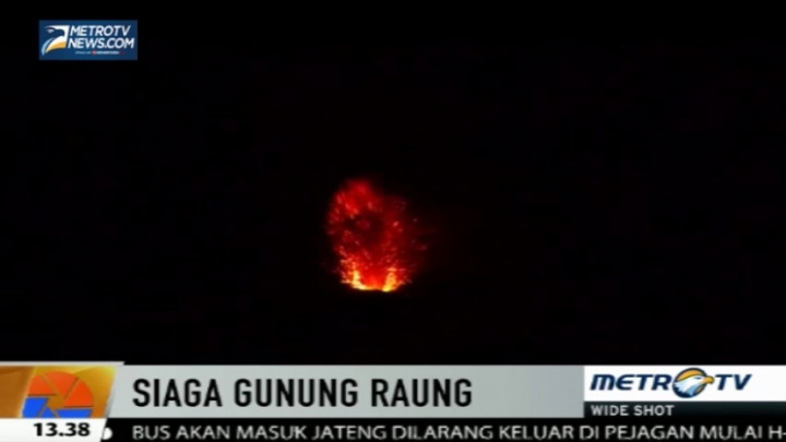 Inilah Video Detik-detik Gunung Raung Meletus  