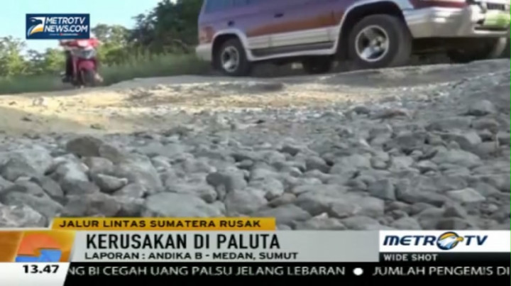  Jelang Mudik, Sejumlah Jalan Lintas di Sumut Masih Rusak 