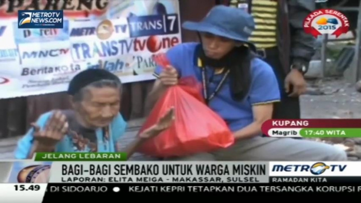 Komunitas Wartawan di Pinrang Bagi-bagi Sembako ke Kaum Dhuafa