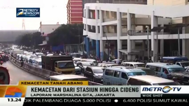  PKL dan Parkir Liar Buat Tanah Abang Makin Semrawut