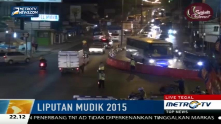 Arus Kendaraan di Simpang Maya Lancar Saat Malam Hari