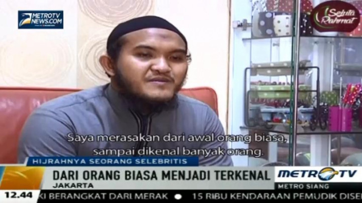 Jalan Hijrah Cesar Aditya Melepaskan Ketenarannya sebagai Artis