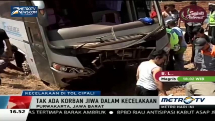 Sopir Ngantuk, Bus Tergelincir di KM 103 Tol Cipali 