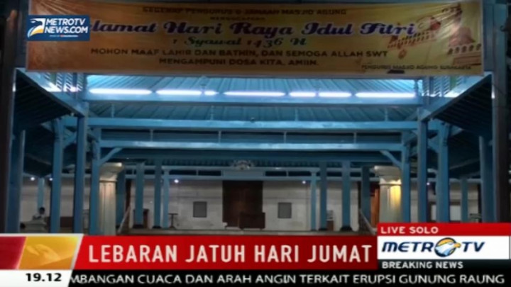Malam Takbiran, Masjid Agung Solo Bagikan Zakat Fitrah