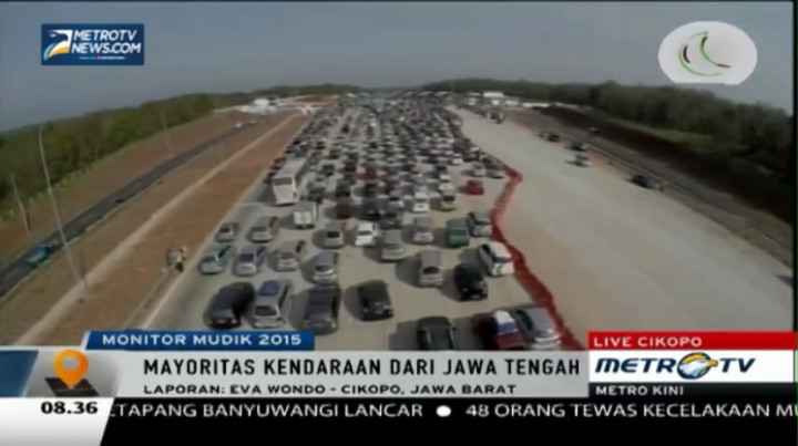 Antrean Kendaraan Sepanjang 750 Meter Padati Tol Cipali