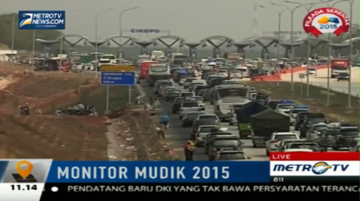 Lalin Ruas Tol Cipularang Lancar