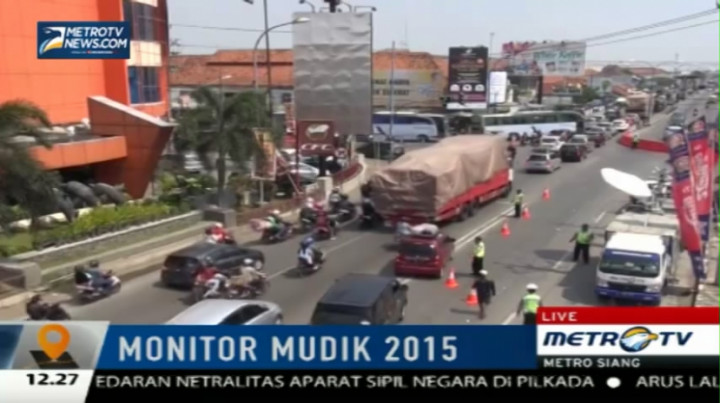 Lalin Jalur Pantura Tegal-Brebes Padat