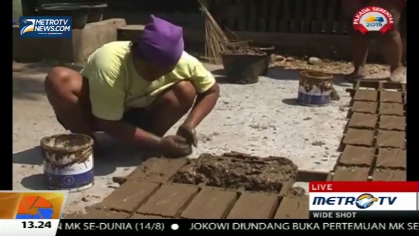 Kekeringan, Petani Karanganyar Alih Profesi Buat Batu Bata