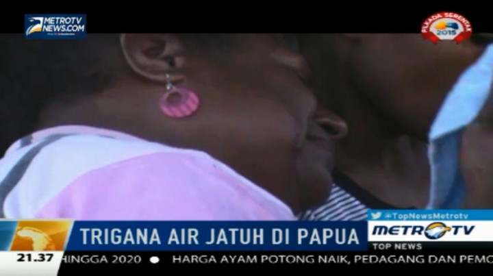  Keluarga Penumpang Trigana Air Terus Datangi Posko Crisis Center