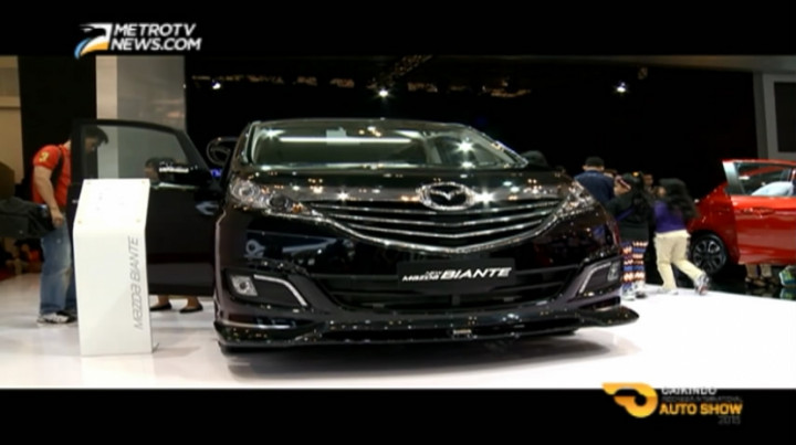 New Mazda2 & All New Mazda Biante Jadi Perhatian di GIIAS 2015 