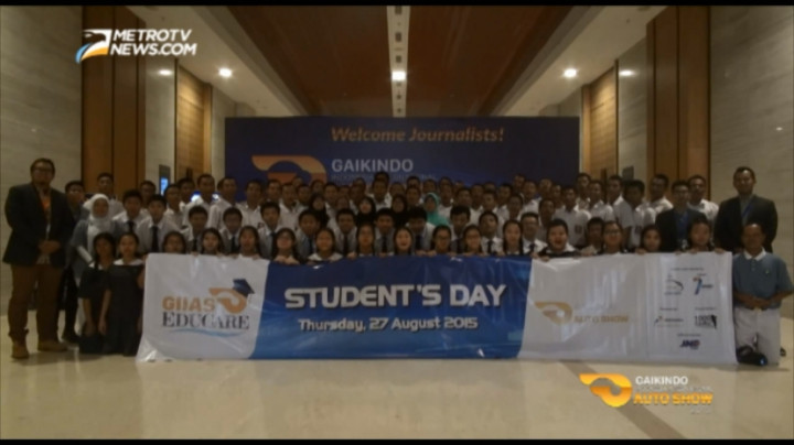 Ratusan Siswa 'Menimba Ilmu' di GIIAS 2015