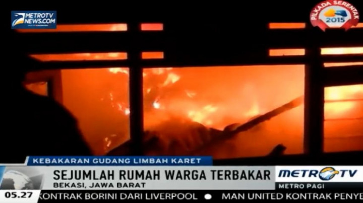 Gudang Limbah Karet Ludes Dilahap Si Jago Merah