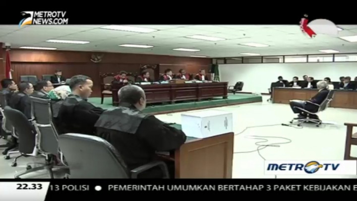 Sakti Menangkis Interpelasi (1)