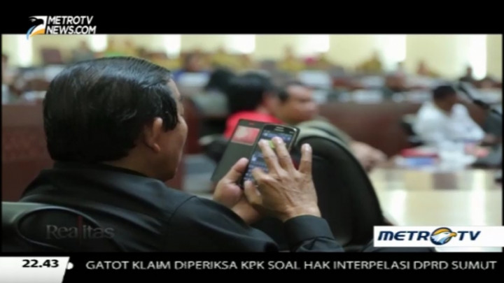 Sakti Menangkis Interpelasi (2)