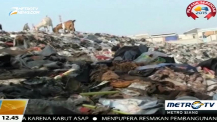 Tumpukan Sampah Setinggi 8 meter Resahkan Warga Kapuk 