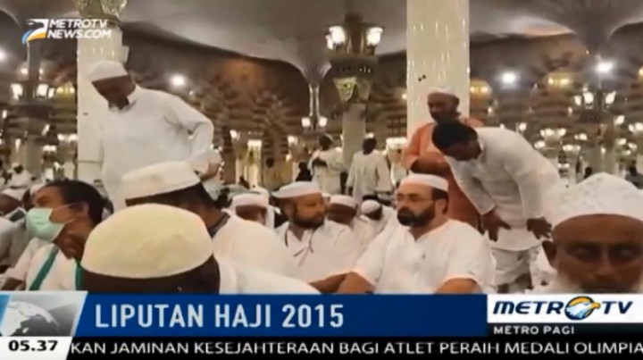 Jemaah Calhaj Manfaatkan Waktu Salat Arbain