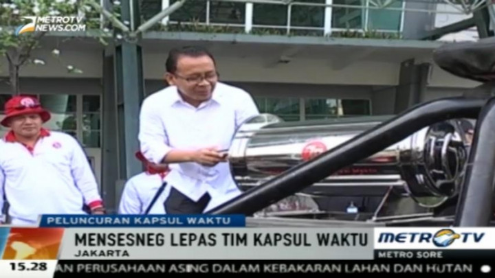 Mensesneg Lepas Ekspedisi Kapsul Waktu