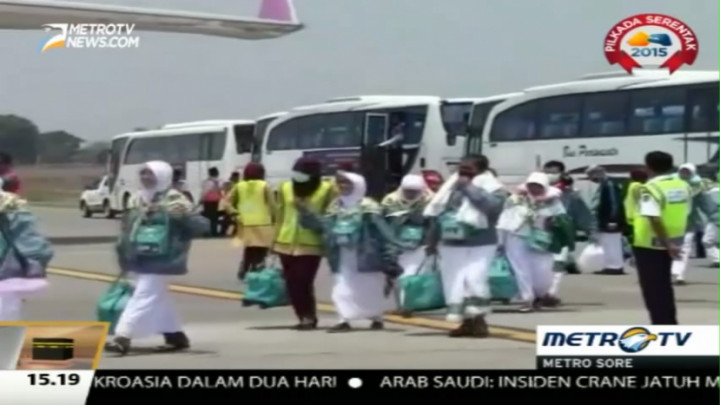 Jemaah Haji Kloter Sapu Jagat Berangkat ke Tanah Suci  