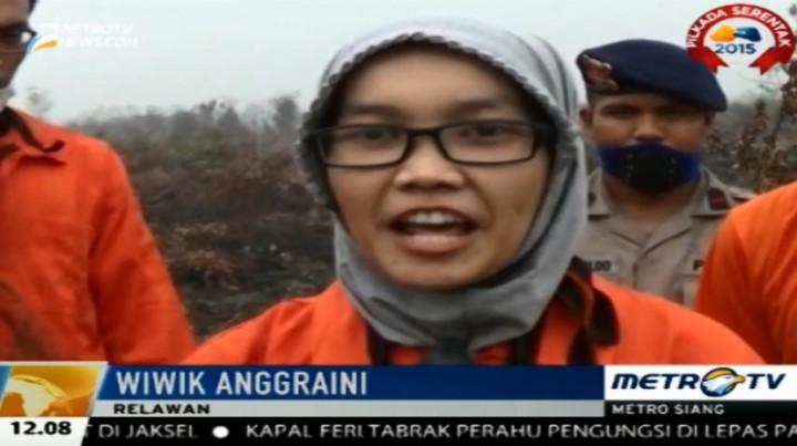 Ini Lho! Relawan Wanita yang Turut Padamkan Titik Api di Riau