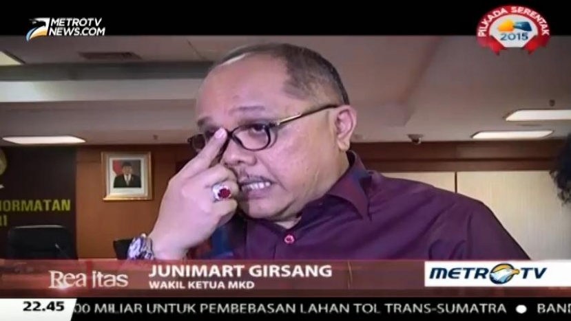 Realitas: Benang Kusut Trump-Gate (2)