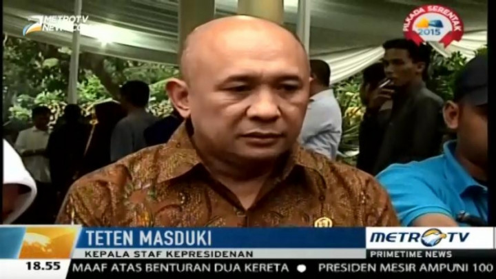 Teten Sampaikan Pesan Duka Jokowi untuk Keluarga Bang Buyung