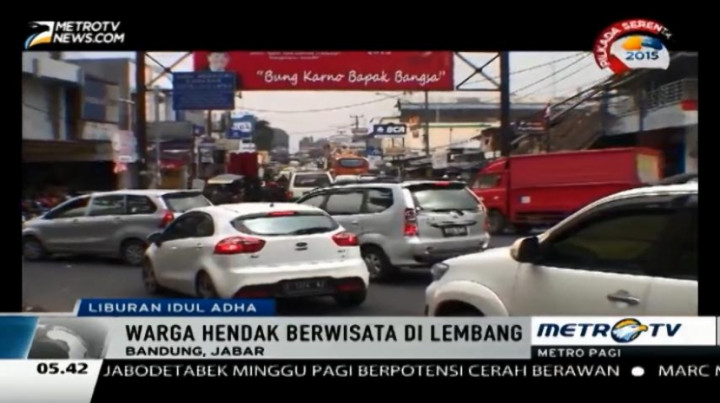 Kemacetan Panjang Terjadi di Kawasan Wisata Lembang