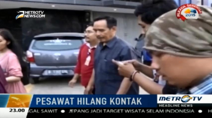 Keluarga Kopilot Datangi Kantor Pusat Aviastar