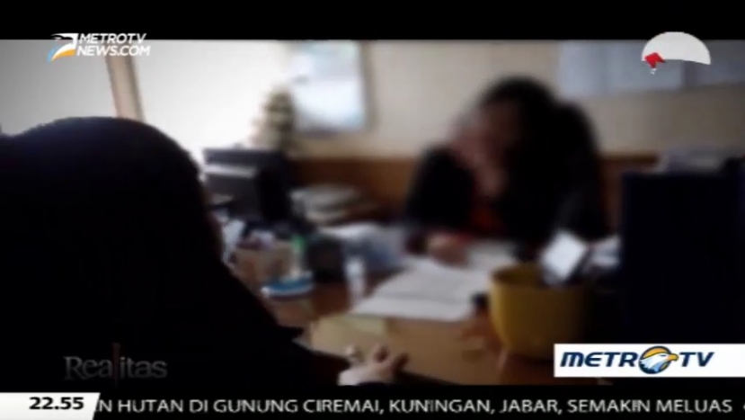 Siapa Duluan, Pejabat atau Pesawat 