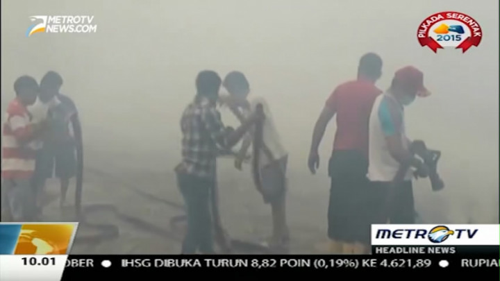 Warga Palembang Dikejutkan Kebakaran Lahan di Dekat Pemukiman