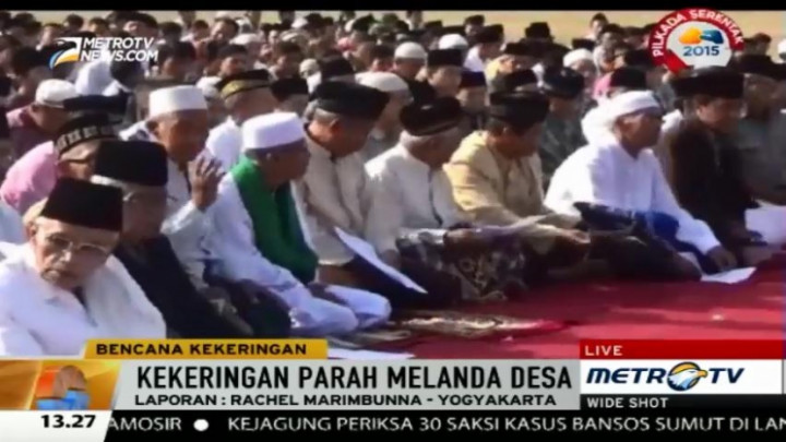 Dilanda Kekeringan, Ribuan Warga Purworejo Gelar Salat Istisqa