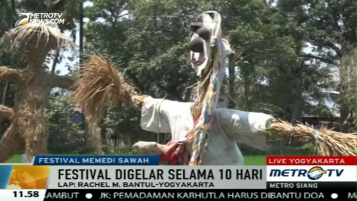 70 Memedi Sawah Meriahkan Festival Memedi Sawah di Yogyakarta