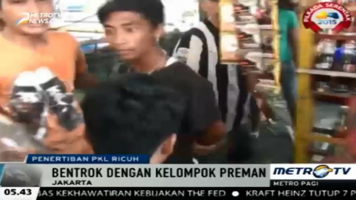 Penertiban Lapak PKL Diwarnai Kericuhan