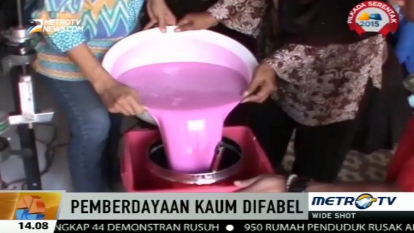 Segarnya Es Krim Buah Naga Karya Kelompok Difabel  