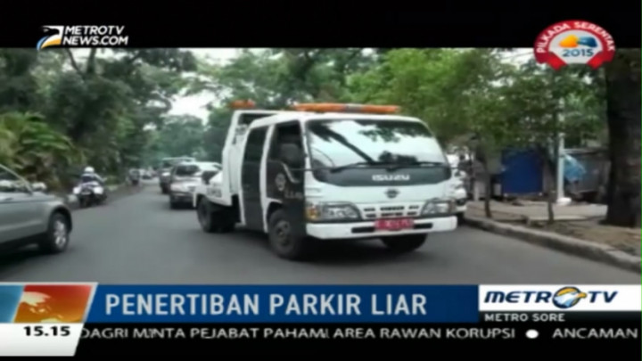Razia Parkir Liar, Dishub DKI Tilang Puluhan Kendaraan  