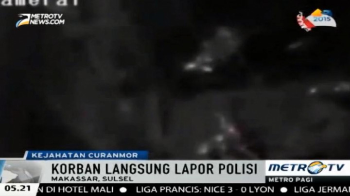 Aksi Pencurian Sepeda Motor Terekam CCTV