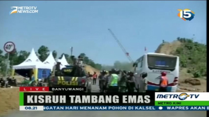 Warga Anti Tambang di Banyuwangi Bentrok dengan Aparat 
