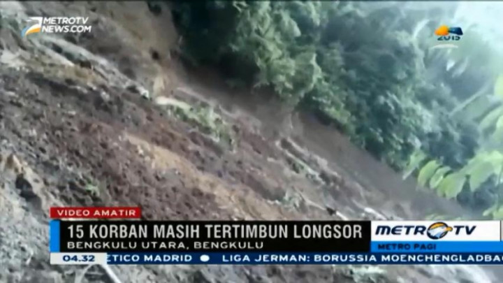 Tim SAR Gabungan Berupaya Evakuasi Korban Longsor