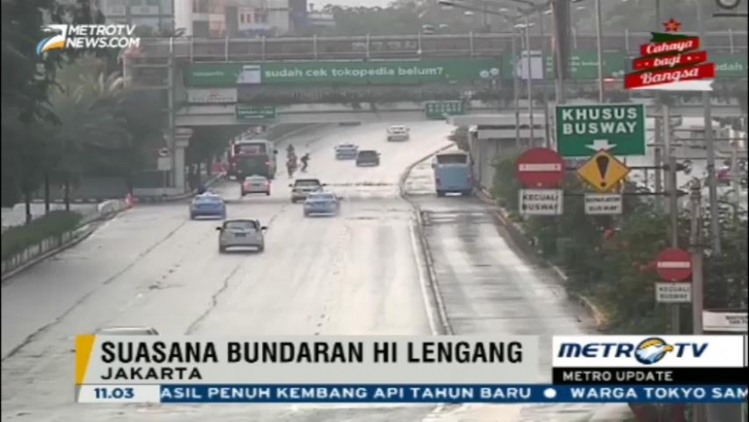 Libur Tahun Baru, Kawasan Bundaran HI Sepi Kendaraan 