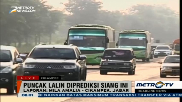 Puncak Arus Balik di Tol Cikampek Diprediksi Siang Ini 
