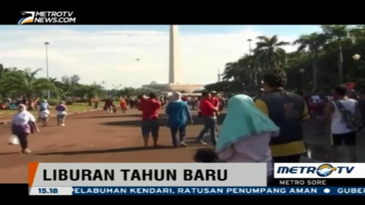 Hari Terakhir Libur, Monas Dipadati Pengunjung 