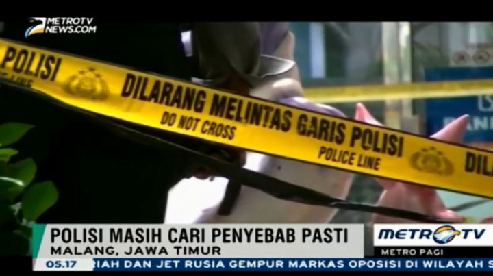 Polisi Olah TKP Jatuhnya Crane di Plaza Mitra Malang