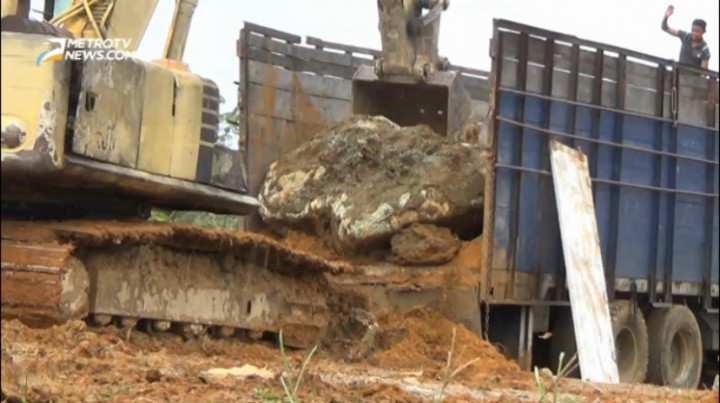 Batu Giok Aceh Raksasa Gagal Diselundupkan