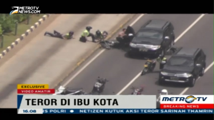 Video Amatir Aksi Baku Tembak Sebelum Bom Bunuh Diri di Sarinah 