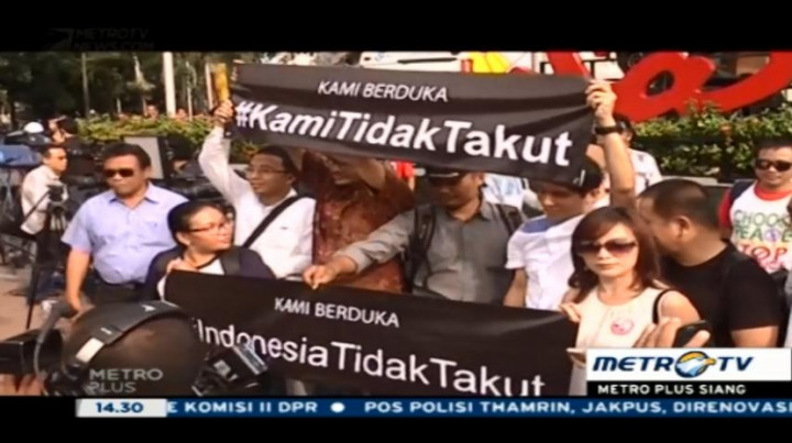 Pandji Pragiwaksono: Angkat Tanganmu Untuk Indonesia!