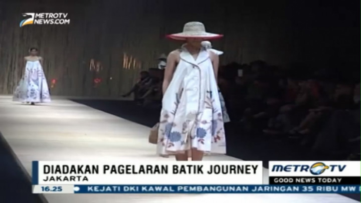 Edward Hutabarat Konsisten Angkat Batik Indonesia 