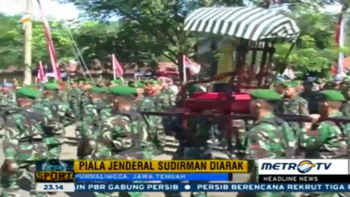 Trophy Piala Jenderal Sudirman Diarak Purbalingga-Jakarta